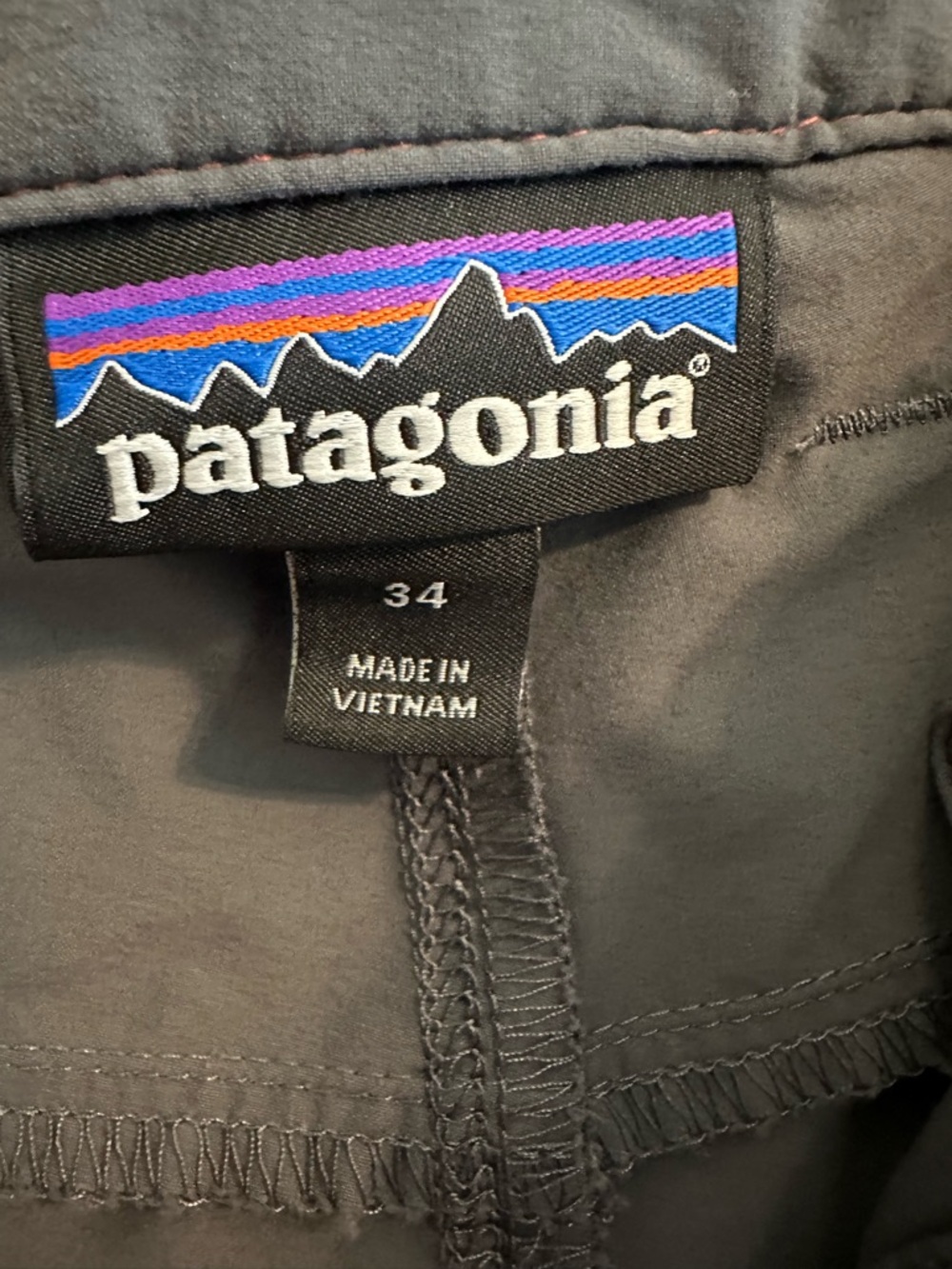 Men's Patagonia Quandry Dark Gray Performance Pants - Picture 7 of 7